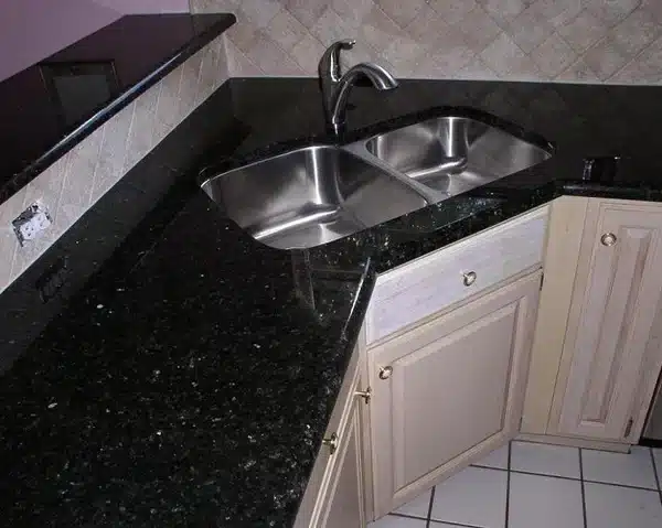 GRANITE KITCHEN TOP BLACK GALAXY